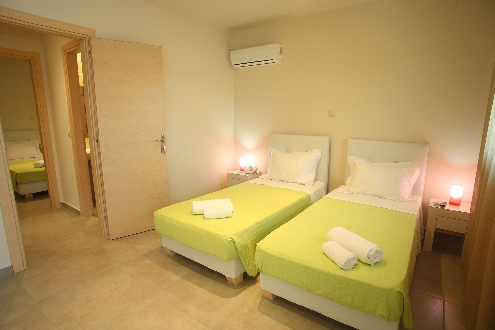 Hotel Kontes Comfort Paro