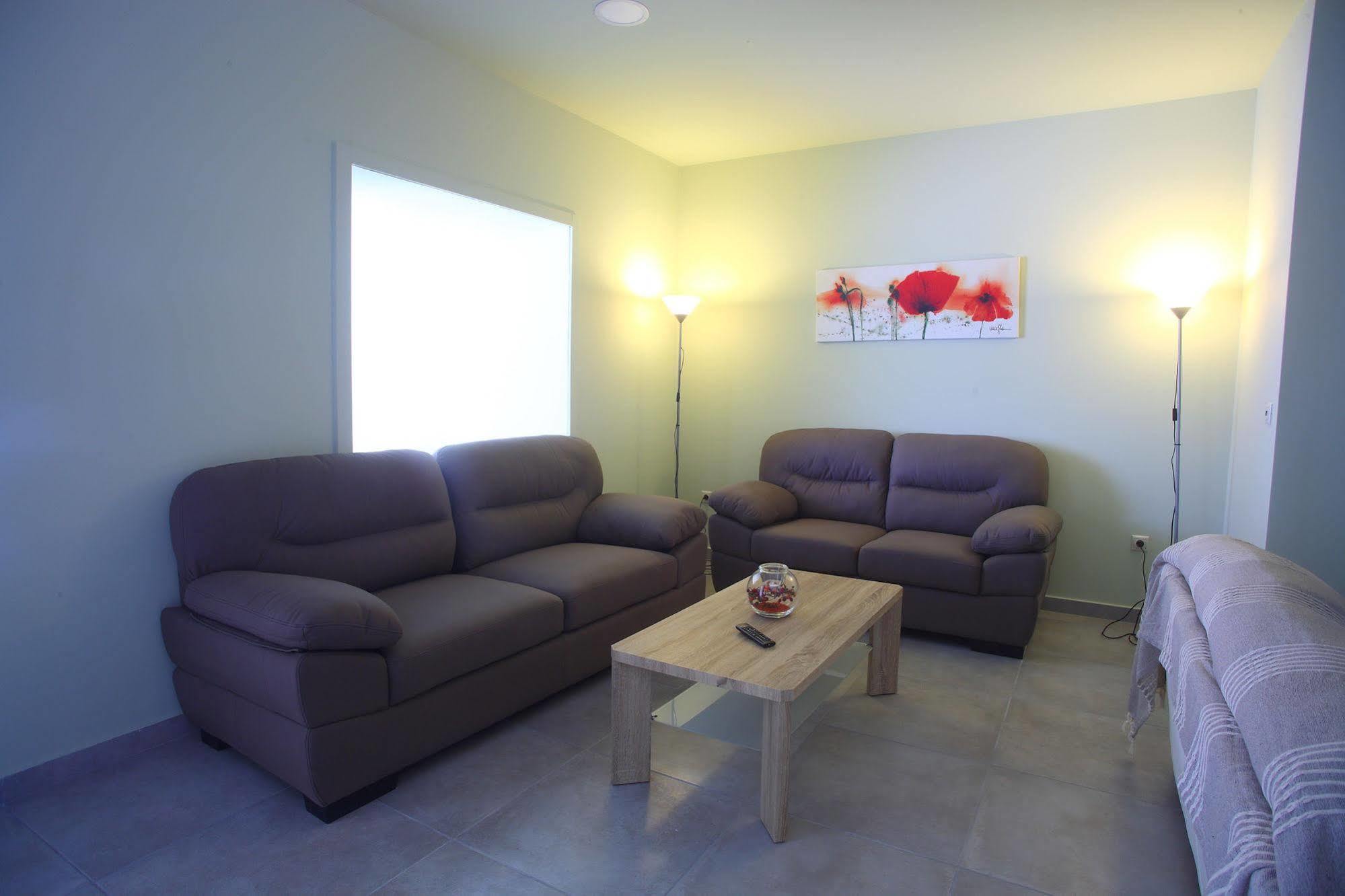 Kontes Comfort 3* Paro